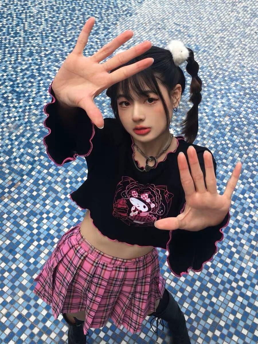 Kuromi Crop Top Sanriocore