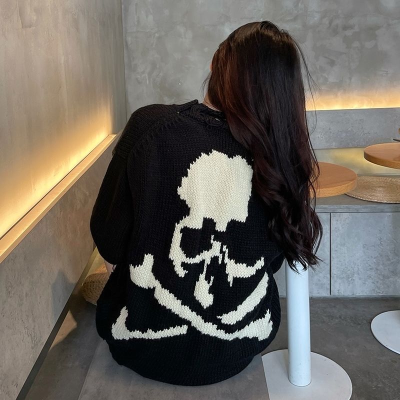 Gothic Skull Print Black Knitted Sweater