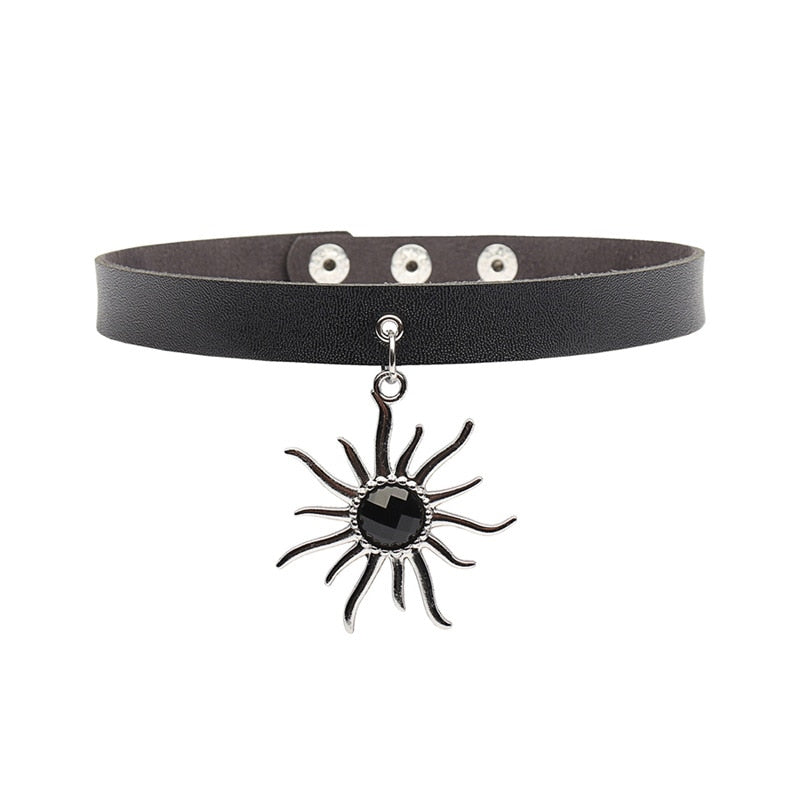 90s Grunge Black Sun Choker Necklace
