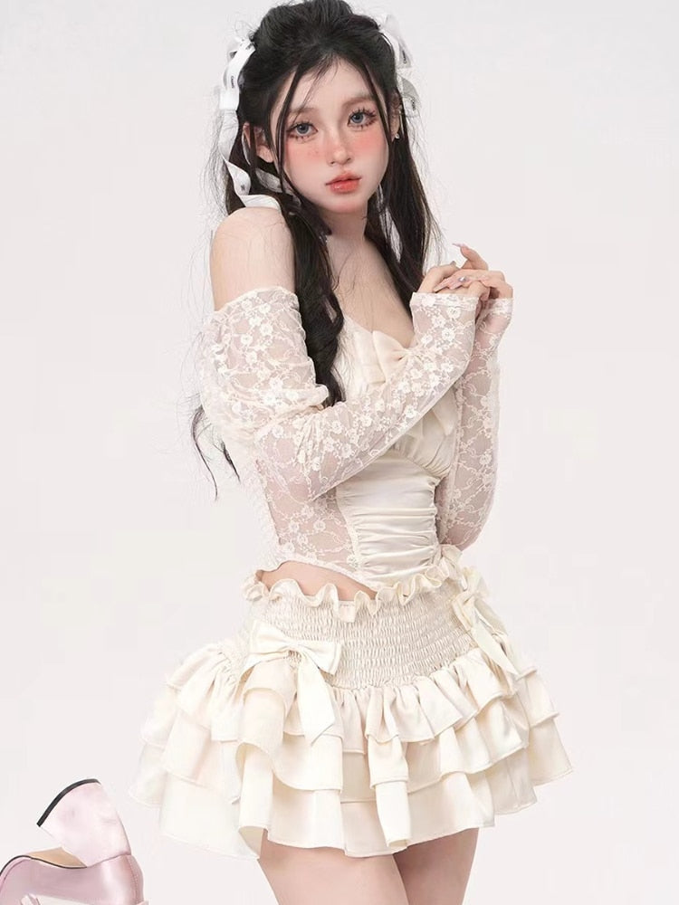 Vintage Dollette White Top