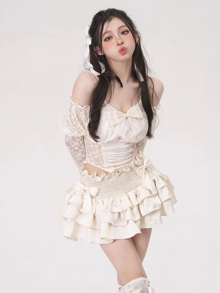 Vintage Dollette White Top