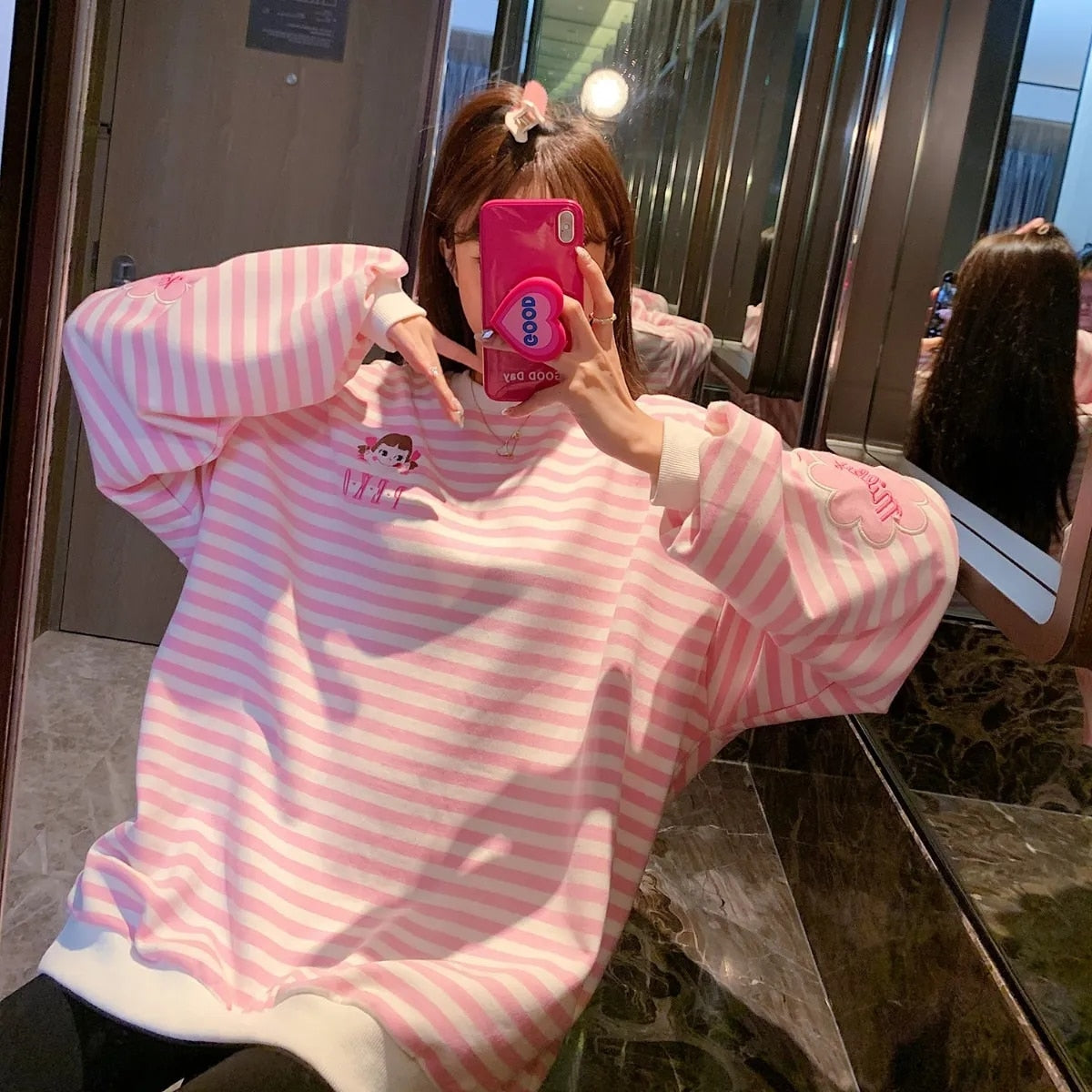 Kawaii Aesthetic White Pink Striped Sweatshirt