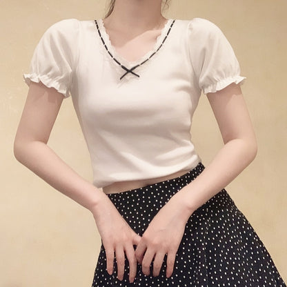 Simple Dollette White T-Shirt Sweet Girl Ribbon