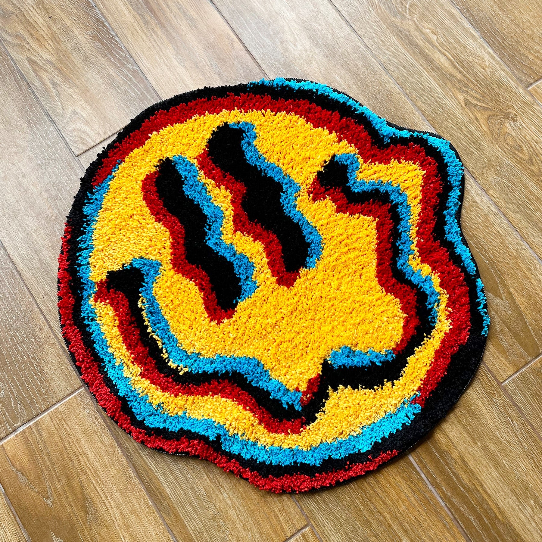 Trippy Smiley Face Rug – Aesthetics Boutique