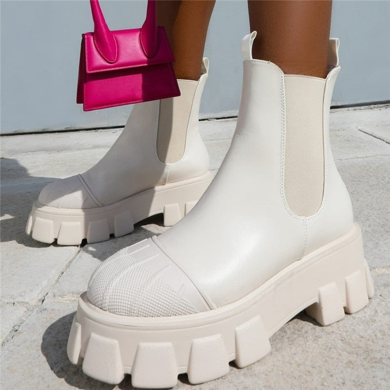 Chunky Chelsea Boots Beige